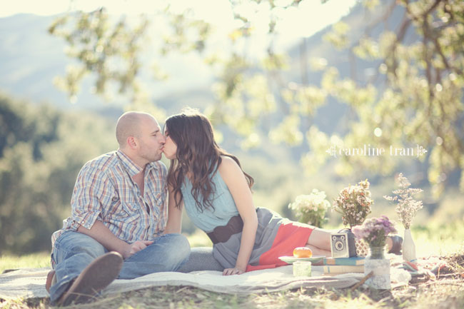 cute-picnic-engagement-photo-07