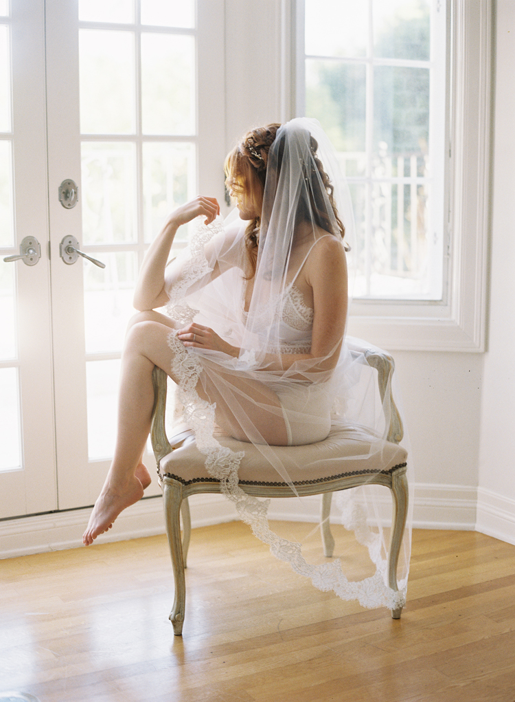 Boudoir Session Tips for the Perfect Shoot 