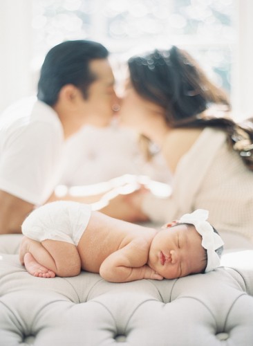 los-angeles-newborn-photographer-caroline-tran