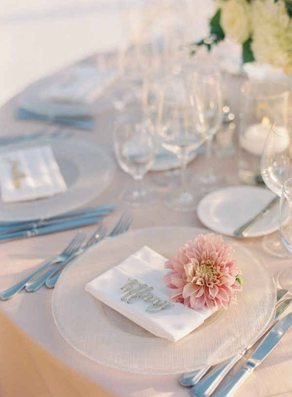 5 Wedding Reception Table Layouts Your Guests Will Love - Caroline Tran ...