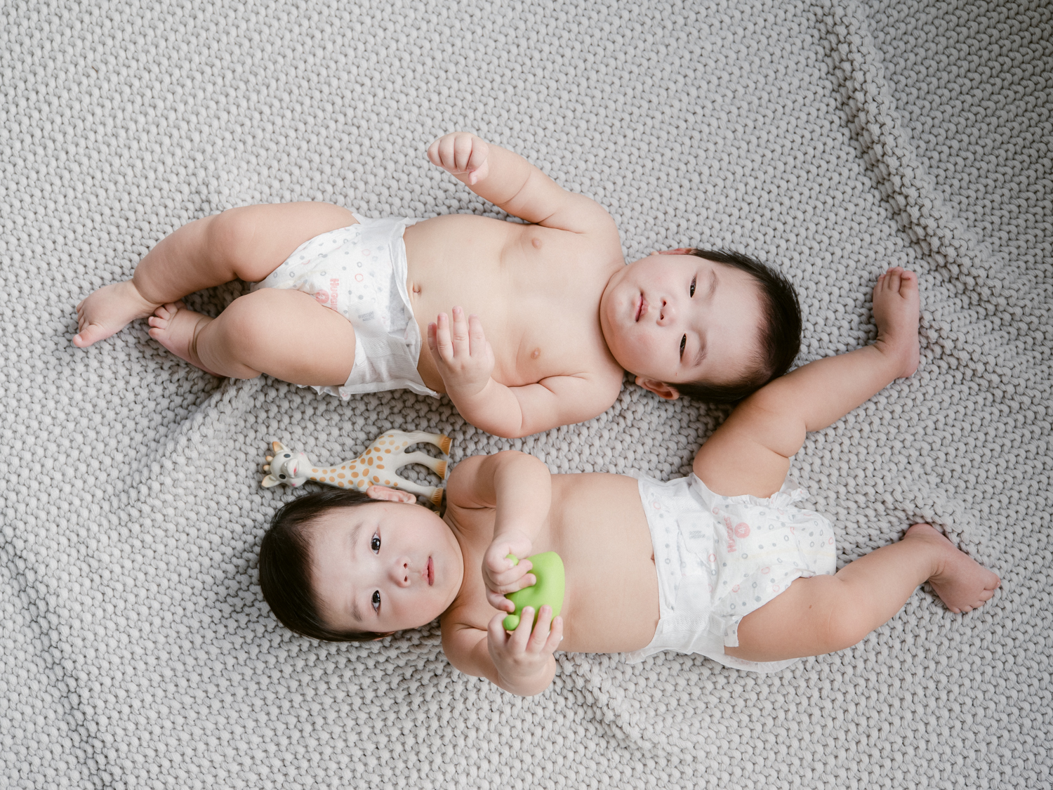 6 Month Twin Photo Ideas