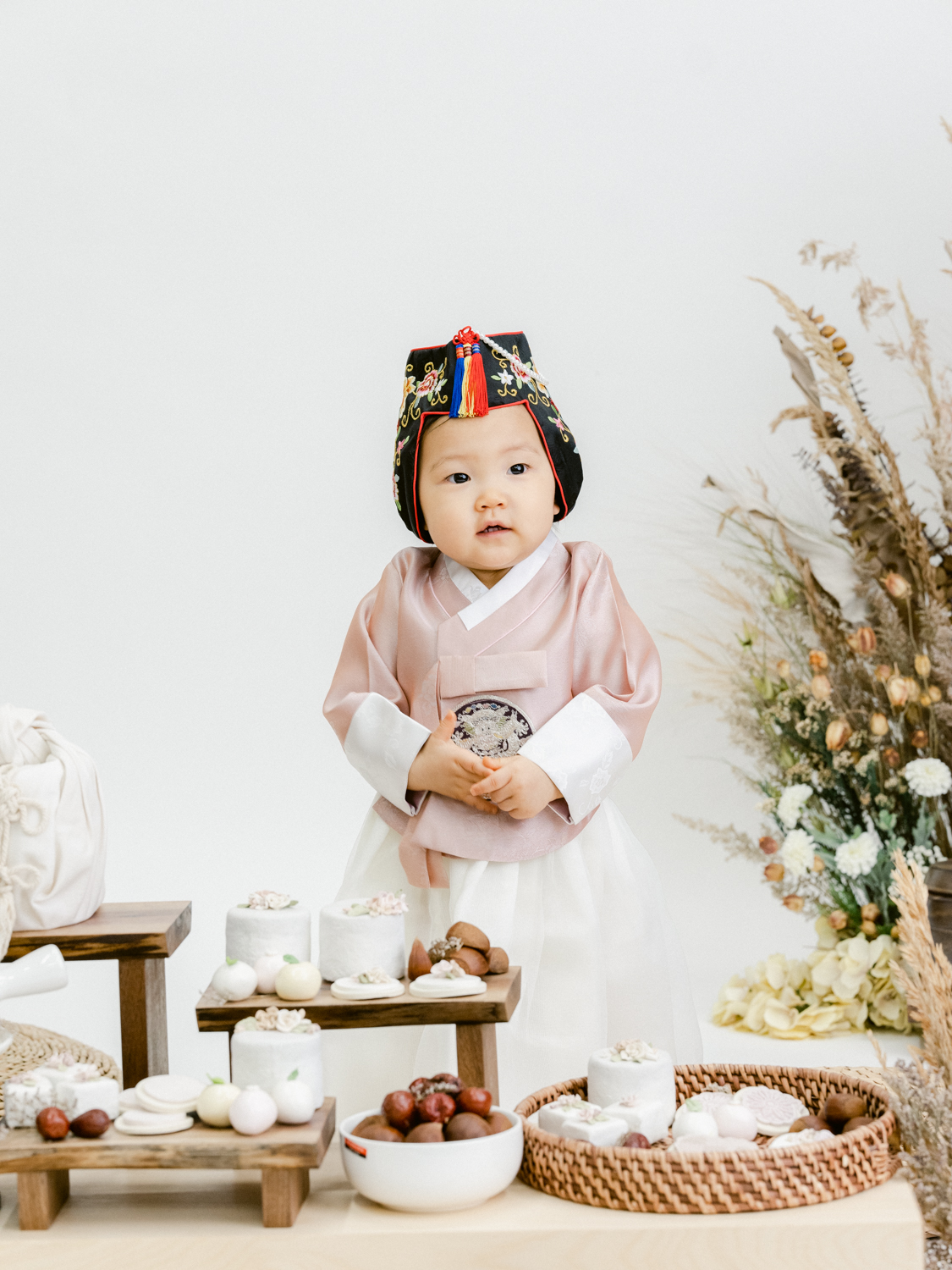 Why Take Family Photos in Hanbok